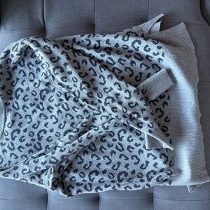 Eddie Bauer Gray Patterned Knit Sweater